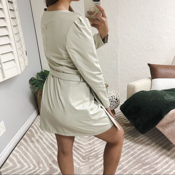 NWOT Seven 7 for all Mankind Leather Dress Cream - Picture 5 of 12